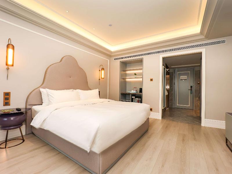 Mercure Jinan West Railway Station image