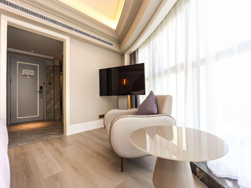 Mercure Jinan West Railway Station image
