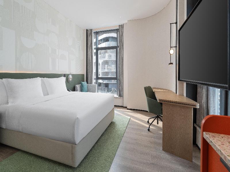 Even Chengdu Phoenix Mountain by IHG image