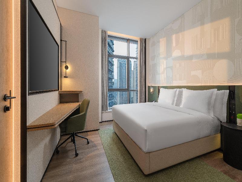 Even Chengdu Phoenix Mountain by IHG image