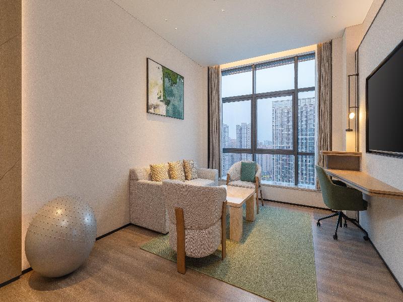 Even Chengdu Phoenix Mountain by IHG image