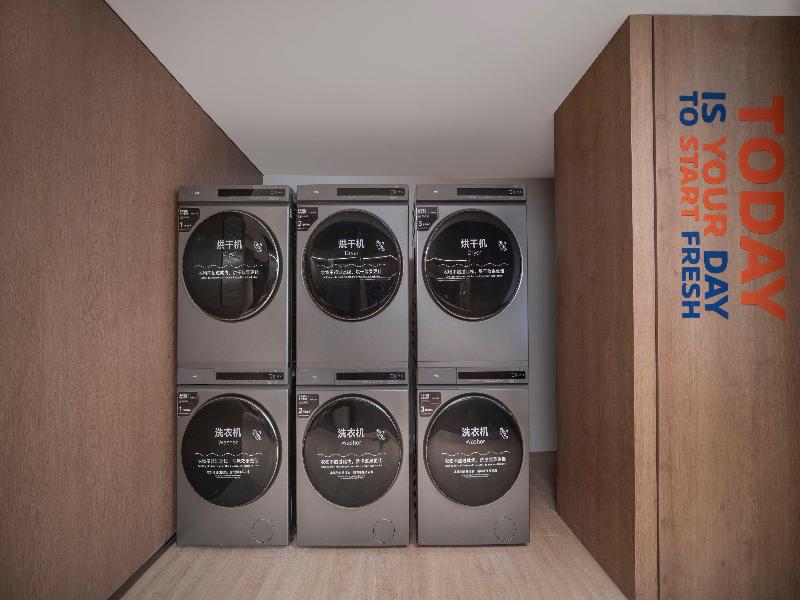 Holiday Inn Express Qingdao Zhongshan Road image