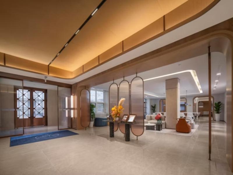 Holiday Inn Express Qingdao Zhongshan Road image