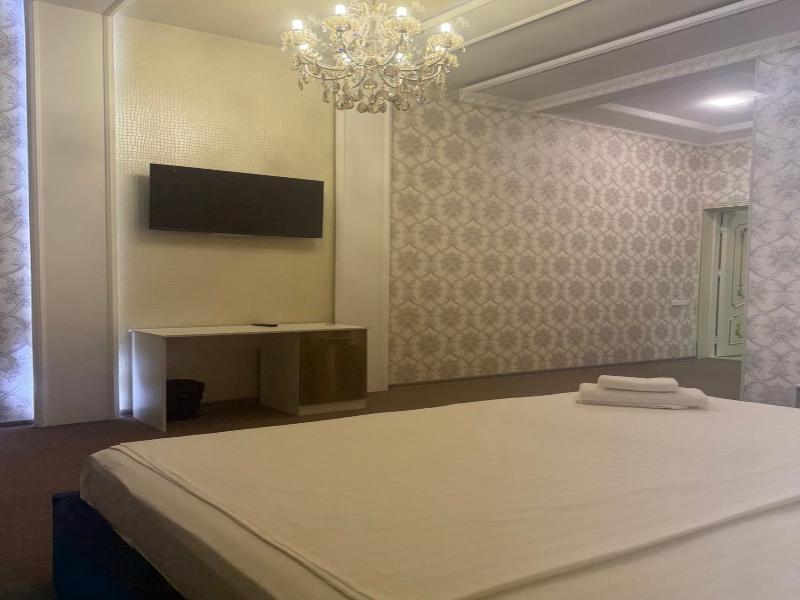 Velvet Hotel image