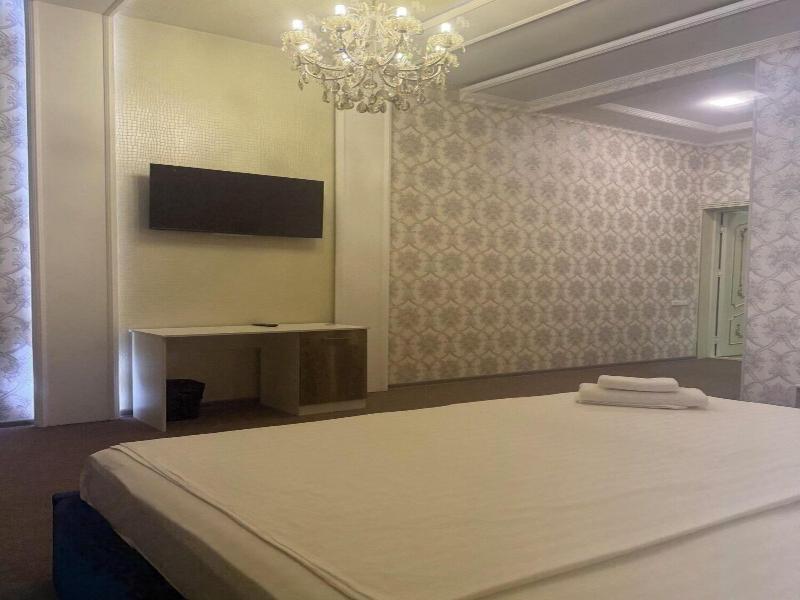 Velvet Hotel image