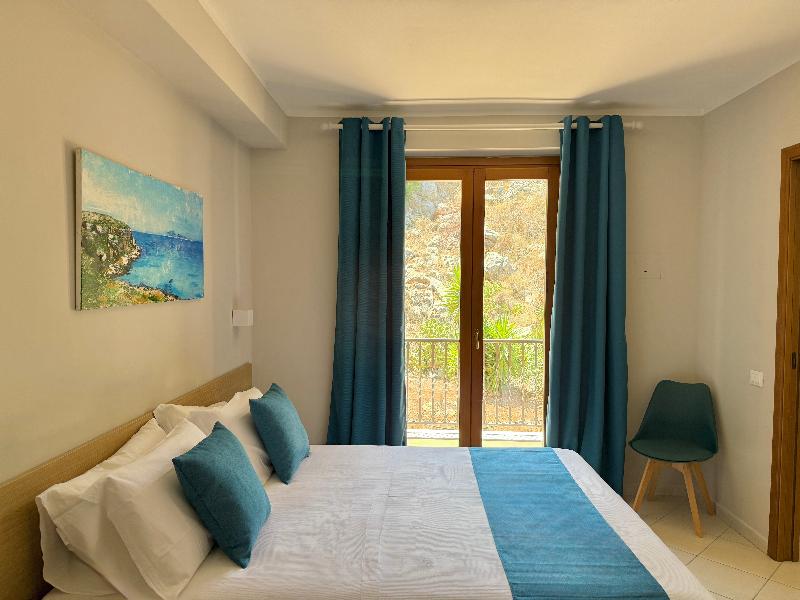 Hotel Panoramic image