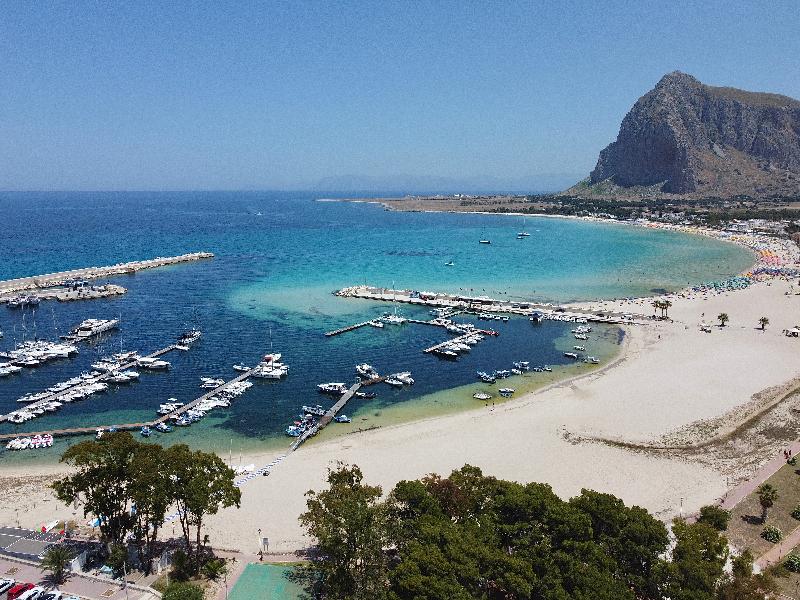 Hotel Panoramic image