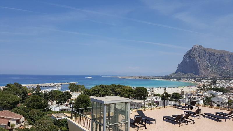 Hotel Panoramic image