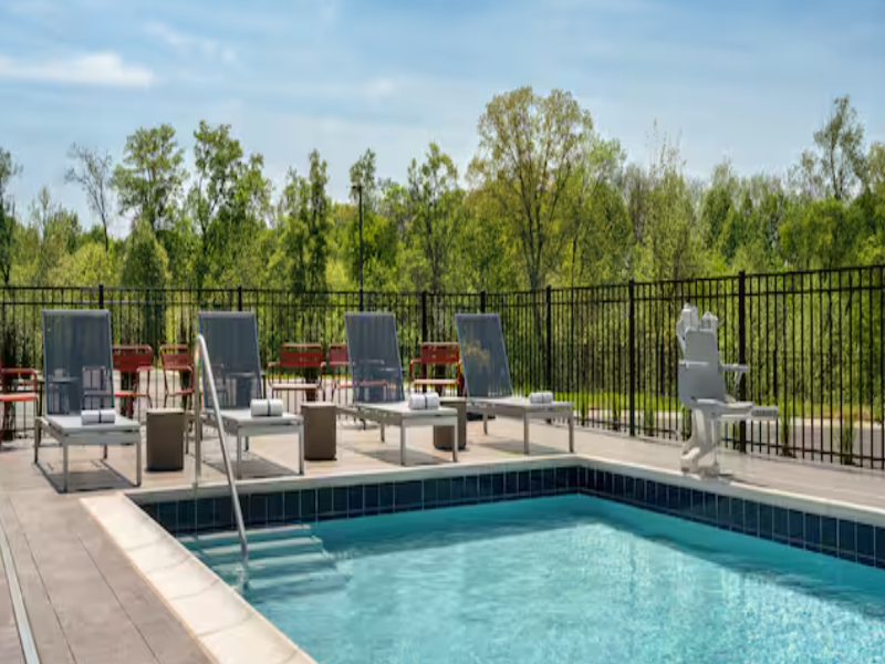 Hampton Inn By Hilton Lawrenceburg — exterior view