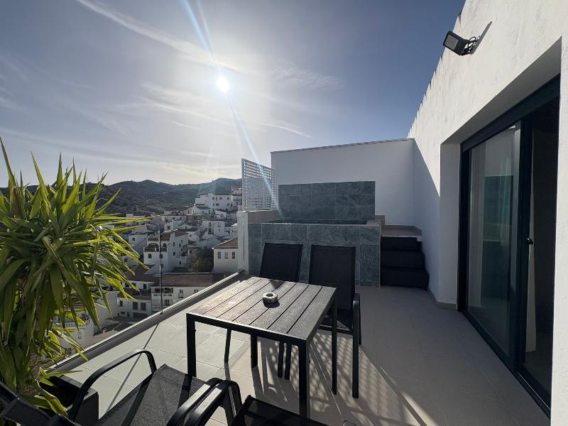 La Lipa Suites image