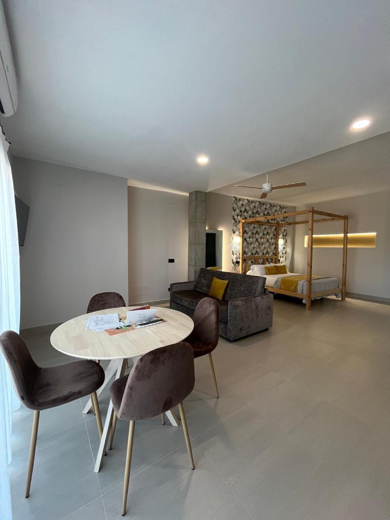 La Lipa Suites image