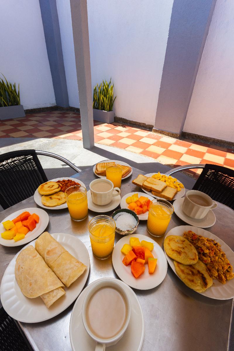 Suite 94 Hotel Baq image