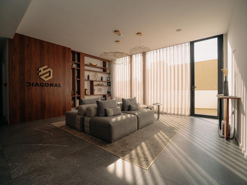 Diagonal Hotel image