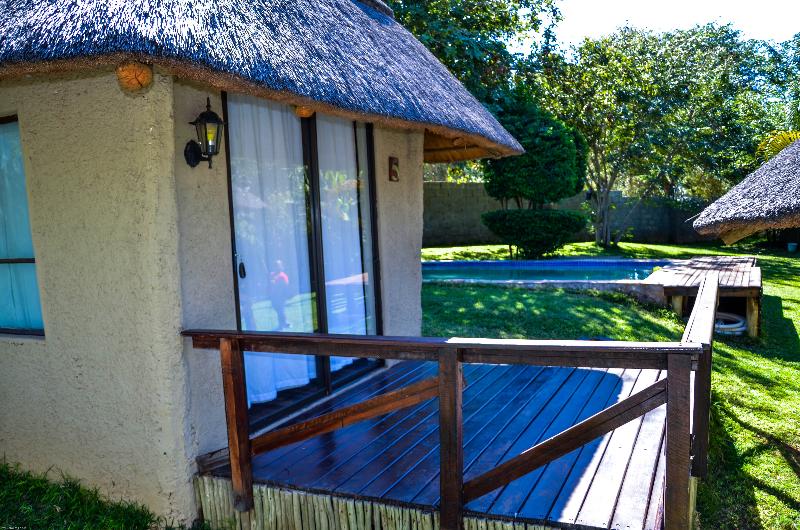 Chobe Sunset Chalets image