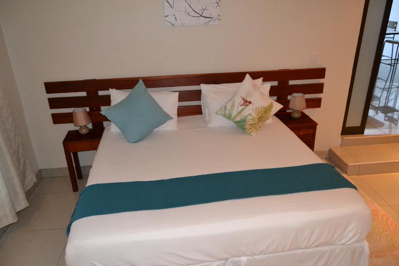 Chobe Sunset Chalets image