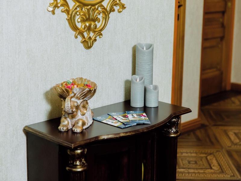 Royal Antique Boutique Hotel image