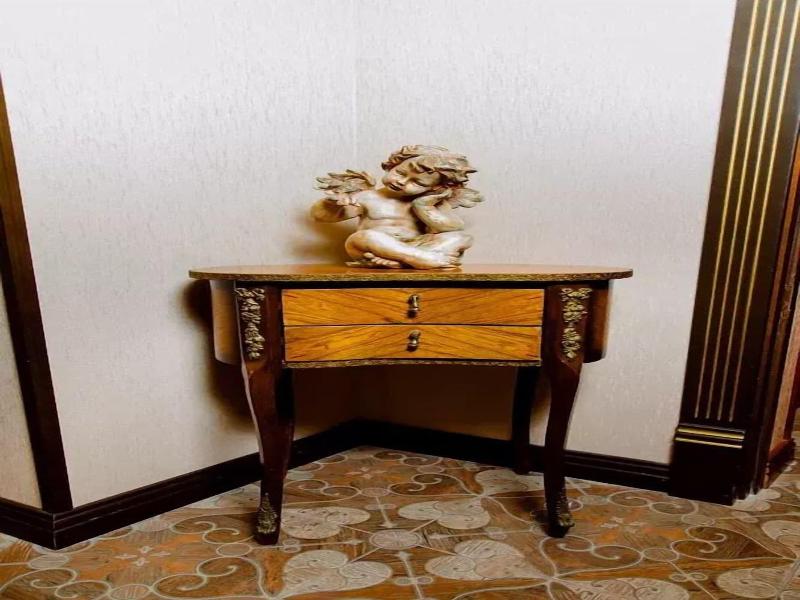 Royal Antique Boutique Hotel image