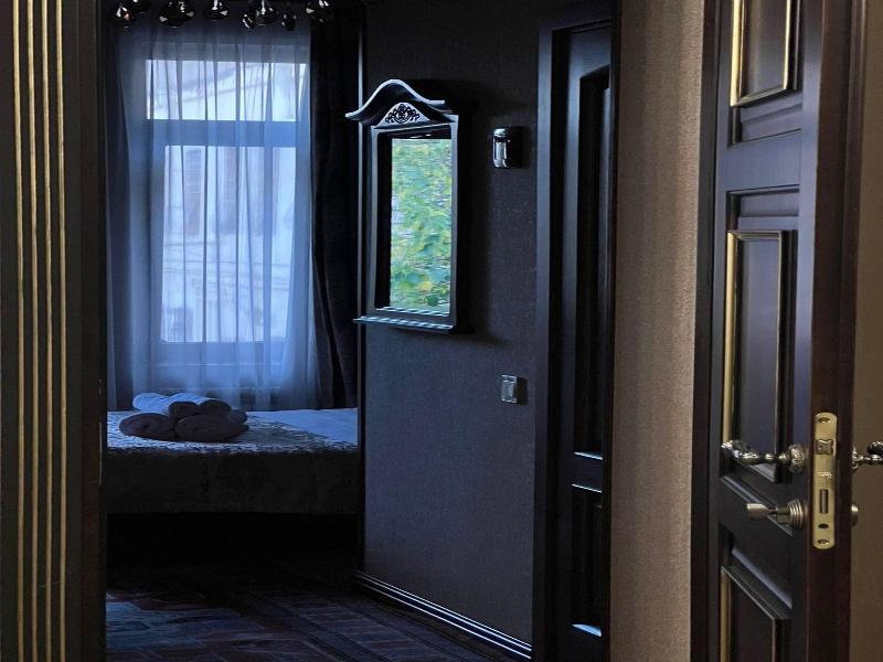 Royal Antique Boutique Hotel image