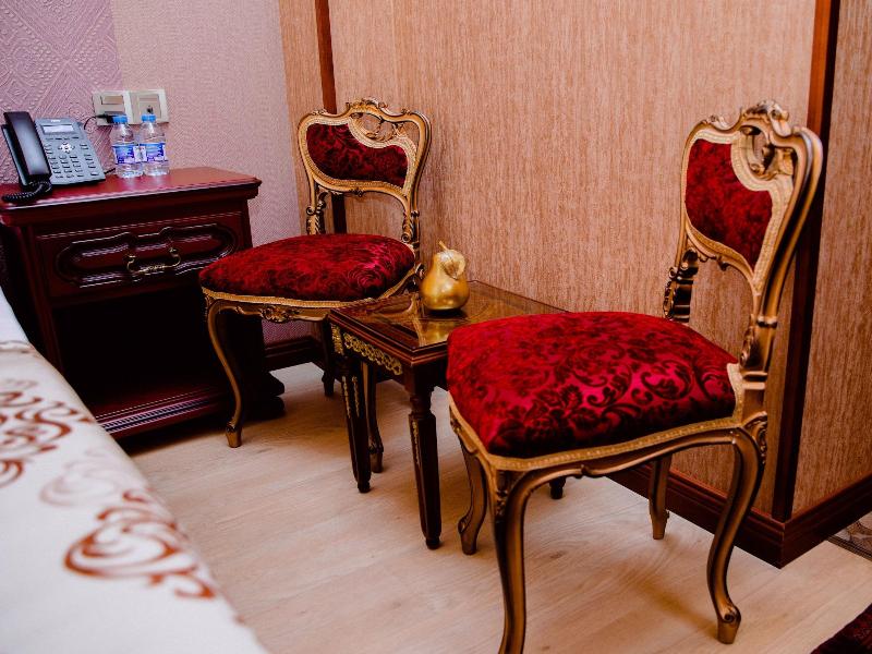 Royal Antique Boutique Hotel image