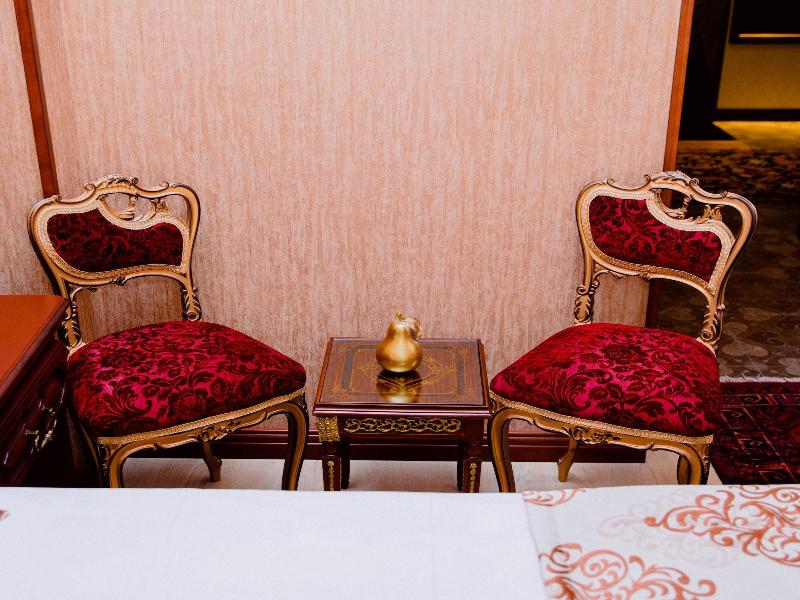 Royal Antique Boutique Hotel image