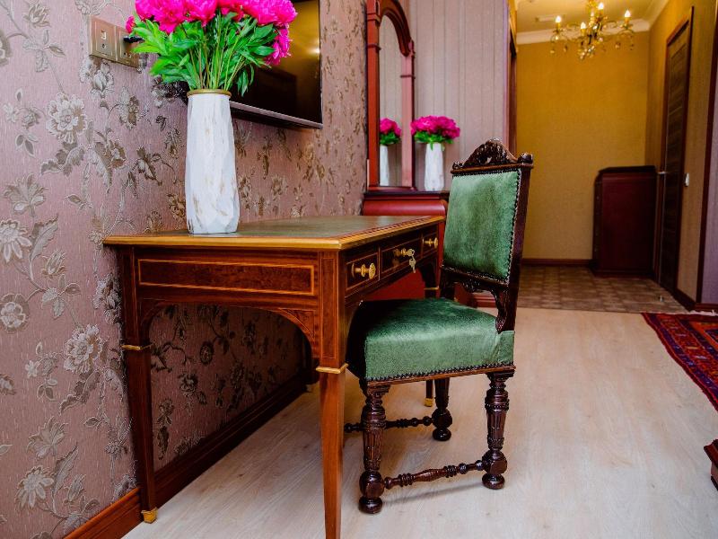 Royal Antique Boutique Hotel image