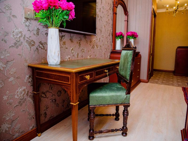 Royal Antique Boutique Hotel image