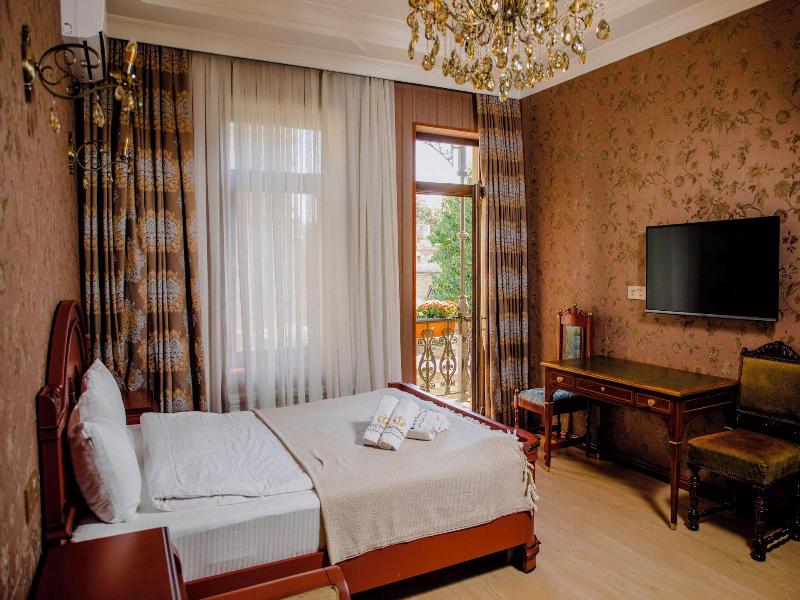 Royal Antique Boutique Hotel image