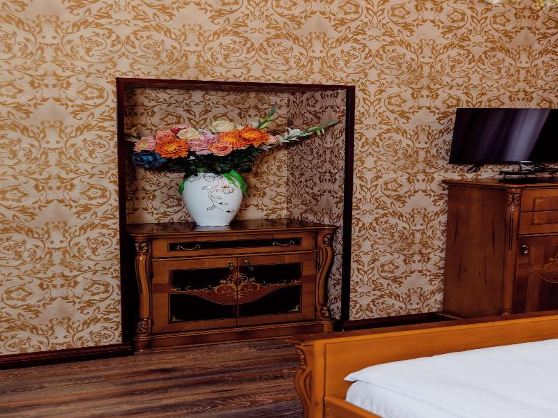 Royal Antique Boutique Hotel image