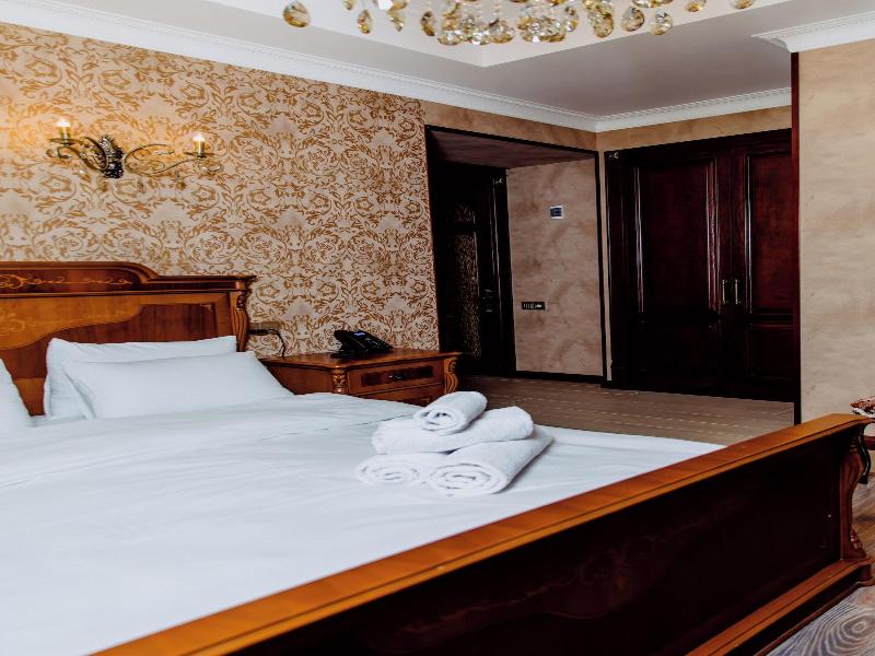 Royal Antique Boutique Hotel image