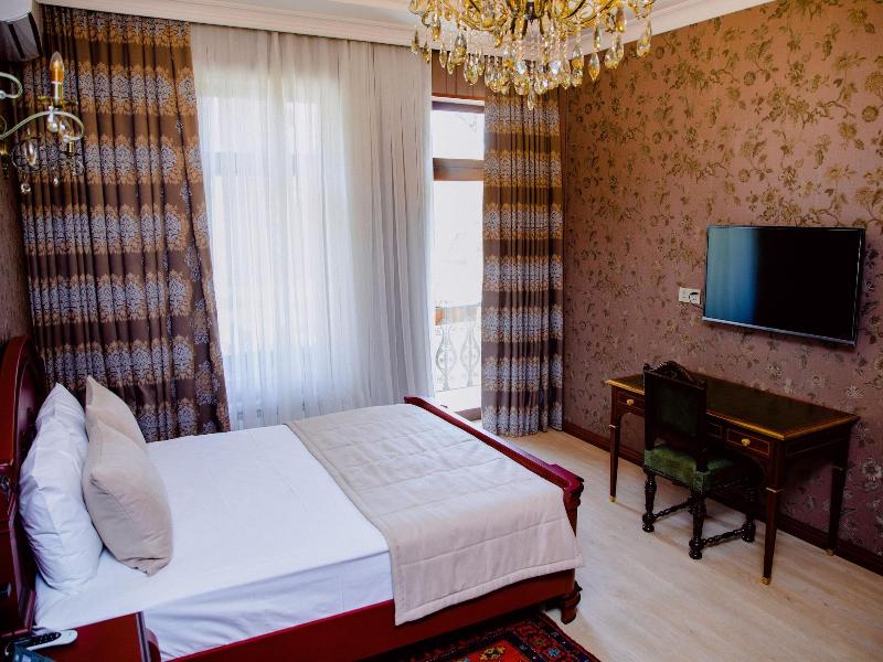 Royal Antique Boutique Hotel image