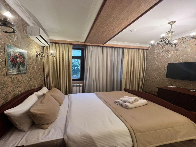 Royal Antique Boutique Hotel image