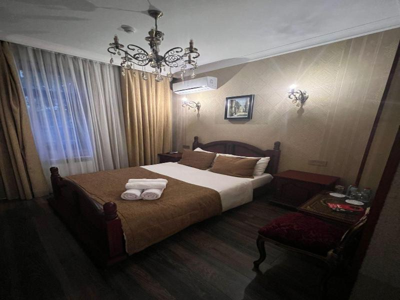 Royal Antique Boutique Hotel image
