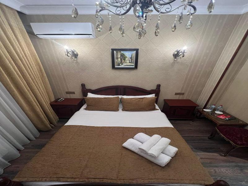 Royal Antique Boutique Hotel image