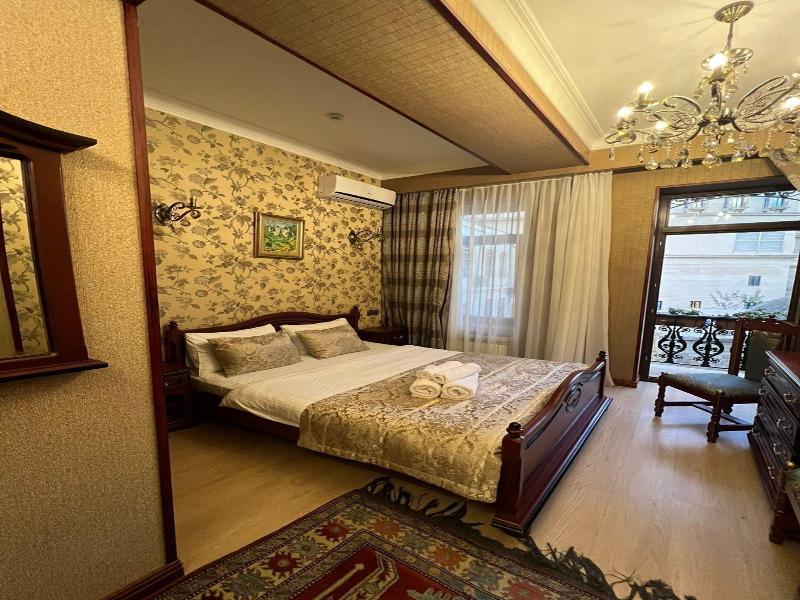Royal Antique Boutique Hotel image