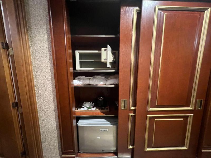 Royal Antique Boutique Hotel image