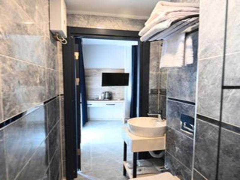 Nas Corner Hotel image