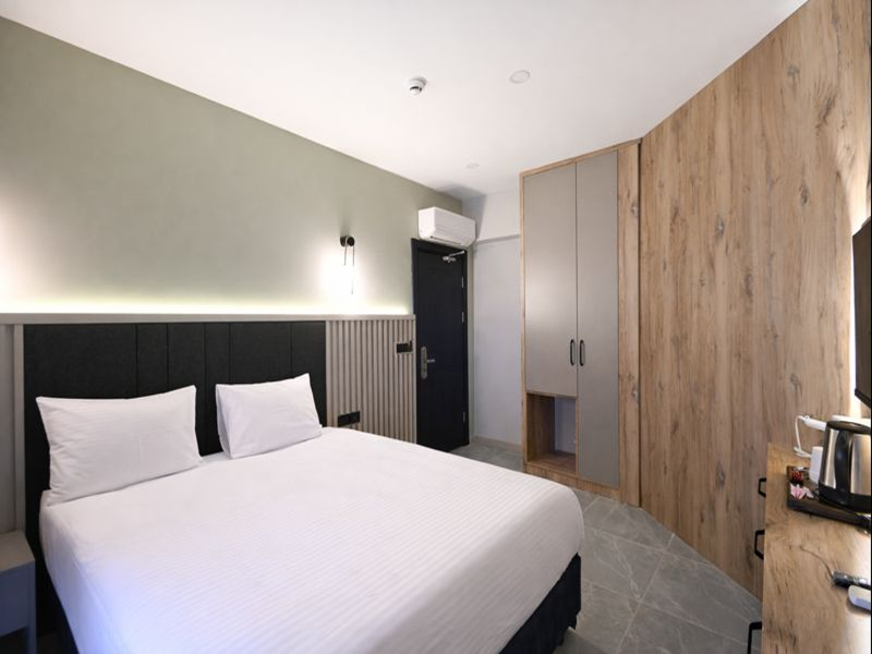 Nas Corner Hotel image