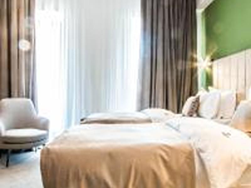 Central Carol Aparthotel image