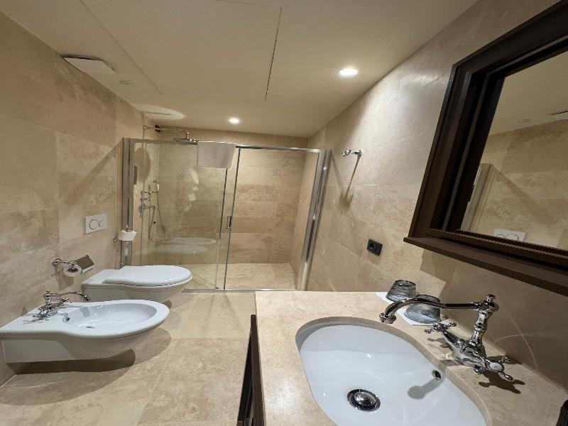 Gambirasi Palace Luxury Suites image