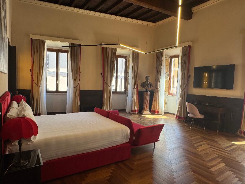 Gambirasi Palace Luxury Suites image