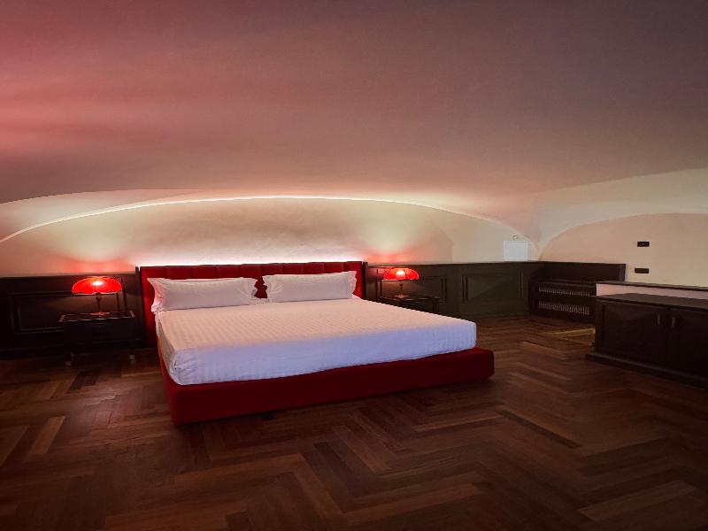 Gambirasi Palace Luxury Suites image