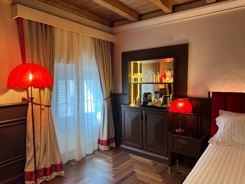 Palazzo Gambirasi Luxury Suites image