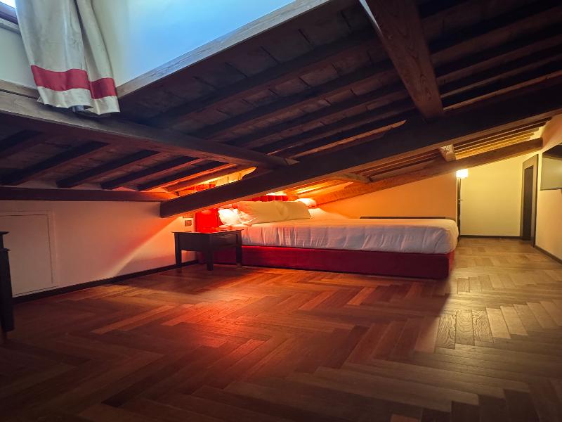 Palazzo Gambirasi Aparthotel image