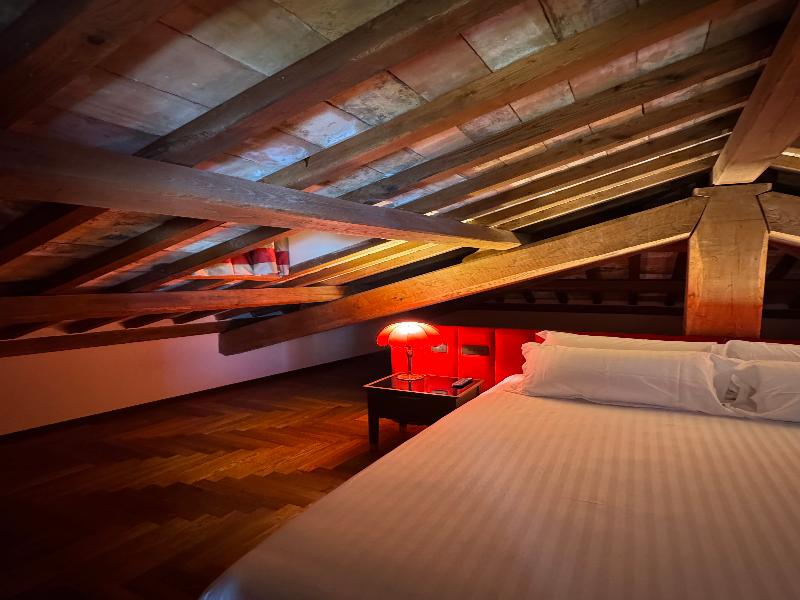 Palazzo Gambirasi Aparthotel image