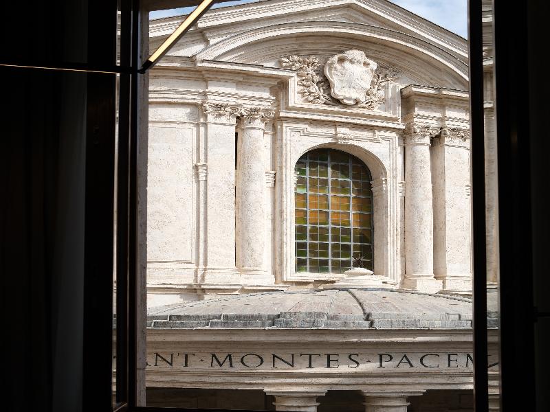 Palazzo Gambirasi Aparthotel image