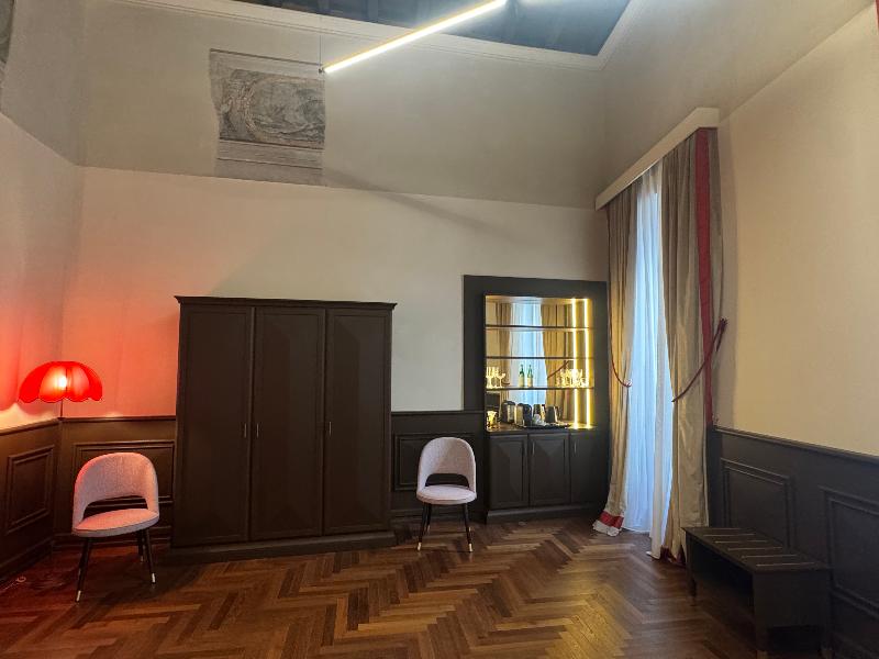 Palazzo Gambirasi Aparthotel image