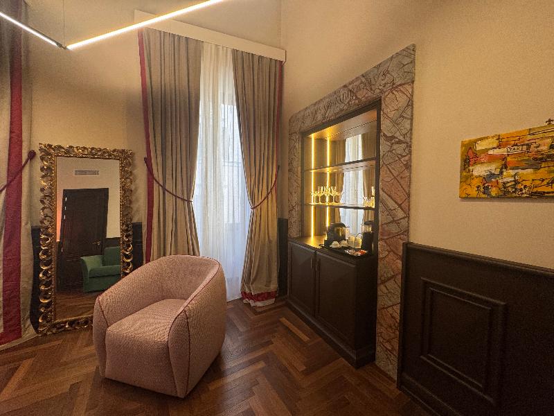 Palazzo Gambirasi Aparthotel image