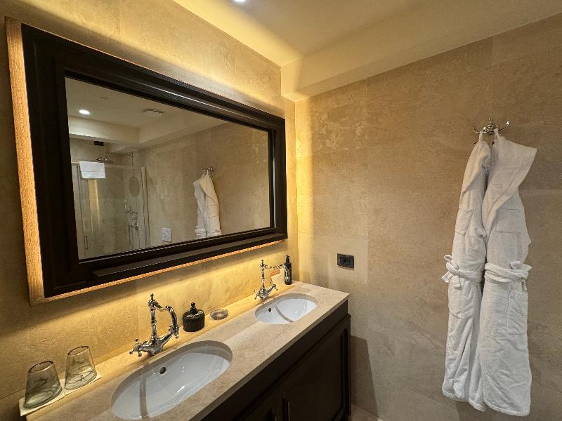 Palazzo Gambirasi Aparthotel image