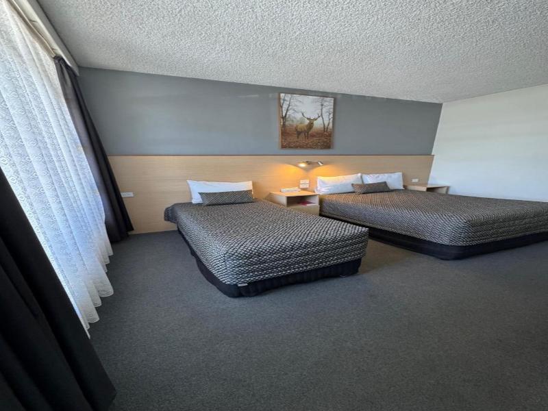 The Sands Motel image