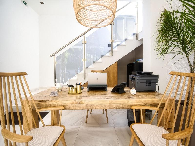 Alpha Luxury Suites